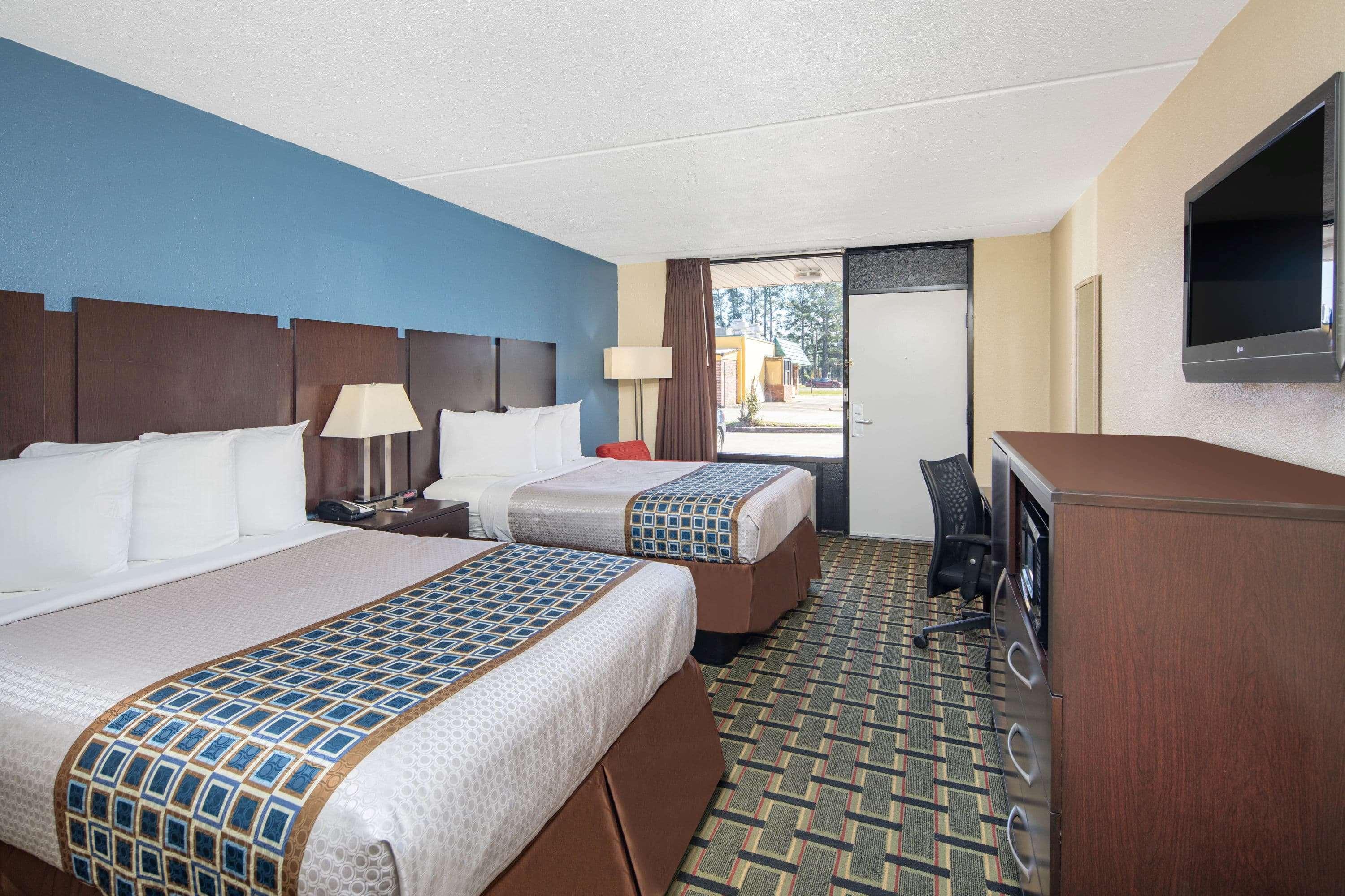 Travelodge By Wyndham Savannah Area/Richmond Hill Zewnętrze zdjęcie