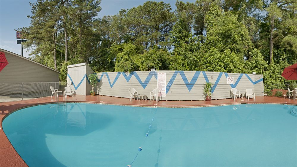 Travelodge By Wyndham Savannah Area/Richmond Hill Zewnętrze zdjęcie